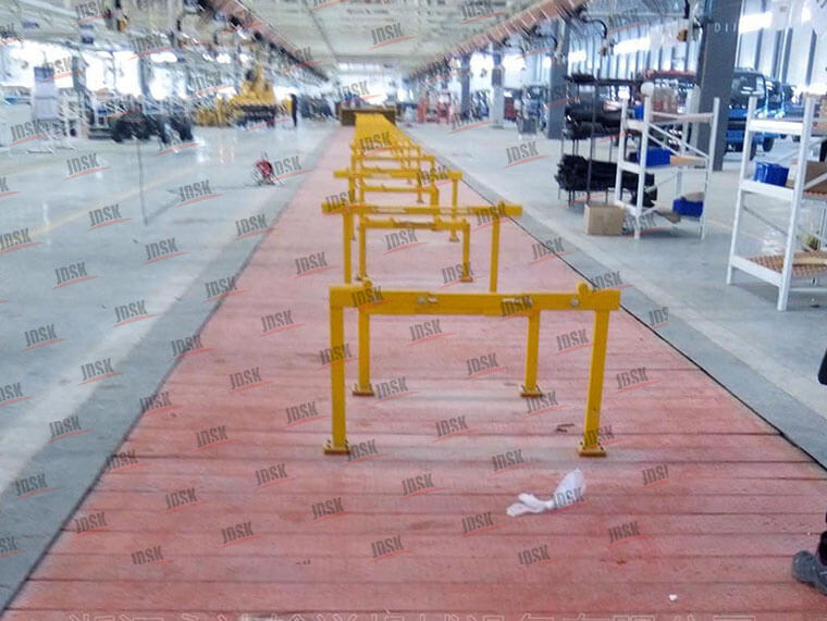 輕卡內飾裝配線